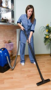 women-cleaning-floor